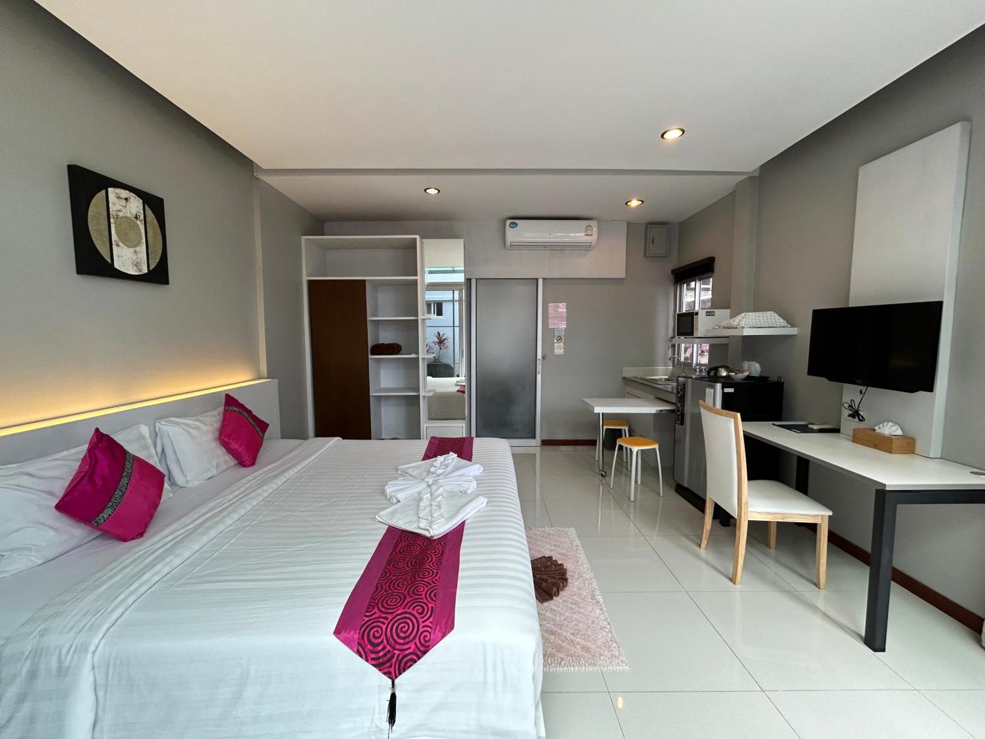 Phu Nana Boutique Hotel - Sha Plus Rawai Exterior photo